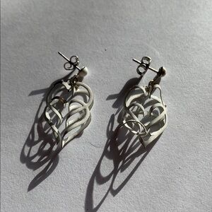 Vintage wire Squiggle shaped white enamel 1” pierced Earrings